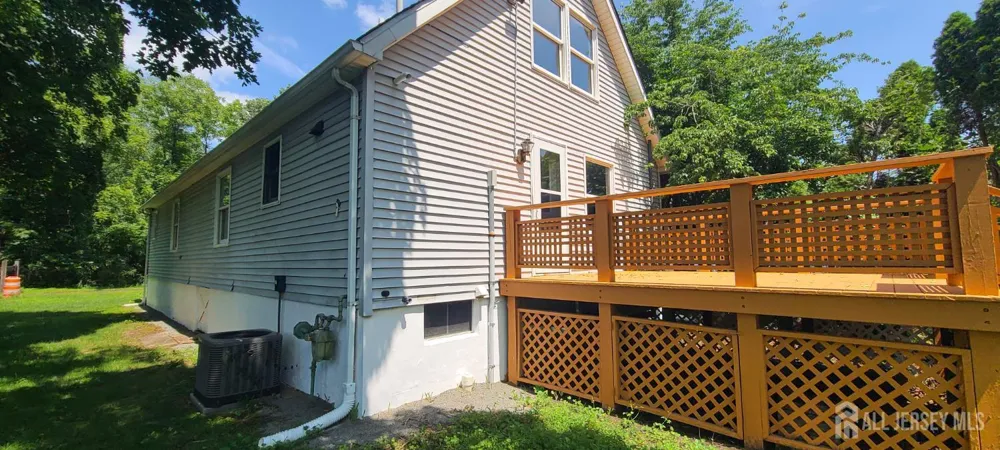 1 Johns Place Helmetta, NJ 08828
