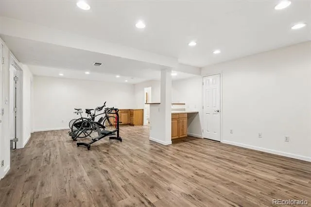6129 S Newark Way Englewood, CO 80111