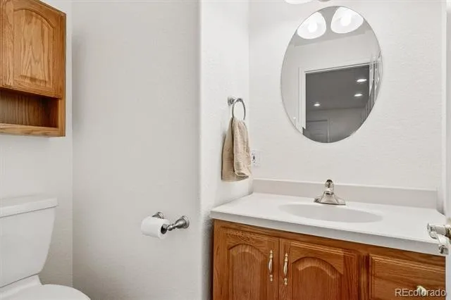 6129 S Newark Way Englewood, CO 80111