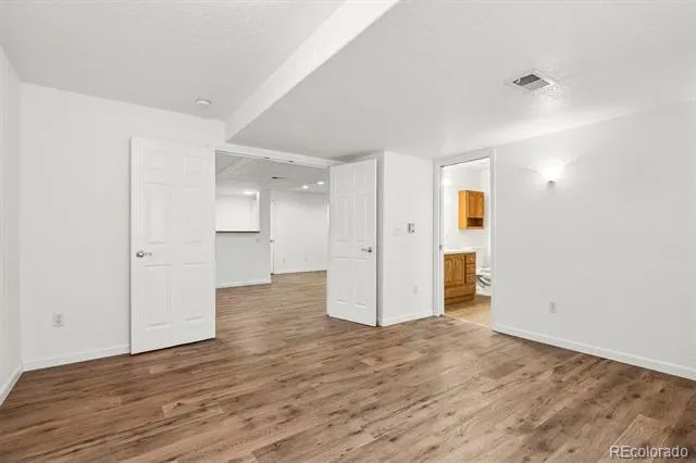 6129 S Newark Way Englewood, CO 80111