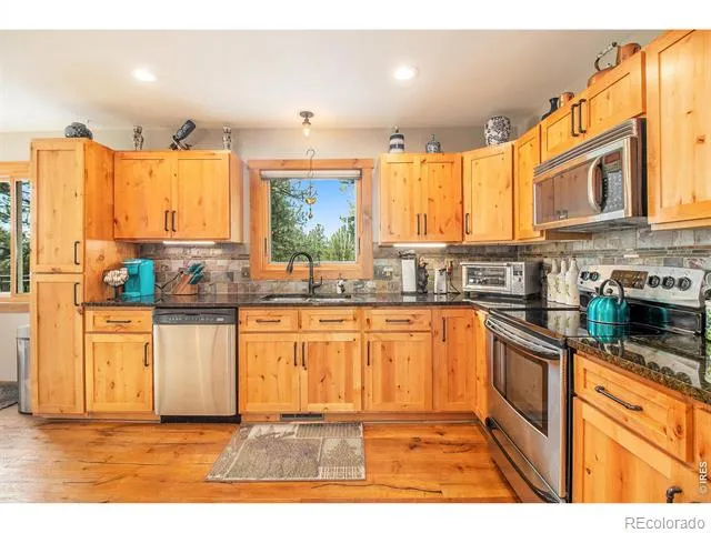 270 Choctaw Road Lyons, CO 80540