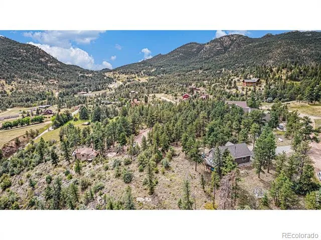 270 Choctaw Road Lyons, CO 80540