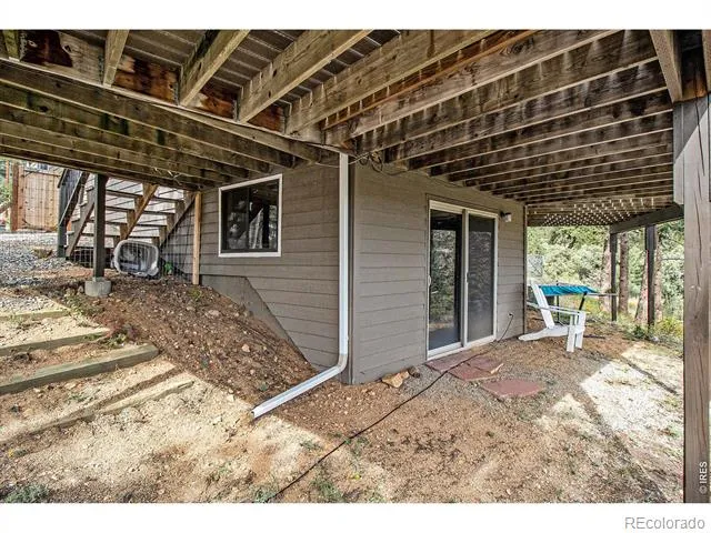 270 Choctaw Road Lyons, CO 80540