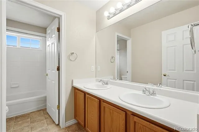10566 Wildhurst Circle Highlands Ranch, CO 80126