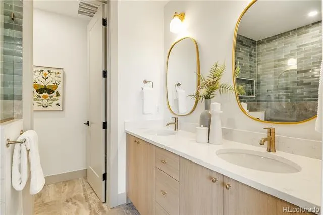 1230 ZENOBIA STREET #6 Denver, CO 80204