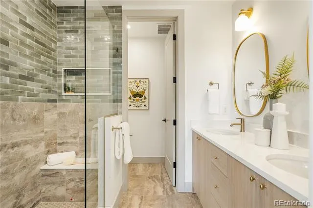 1230 ZENOBIA STREET #6 Denver, CO 80204