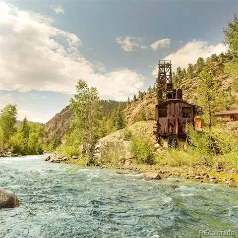 260 Pine Drive Idaho Springs, CO 80452