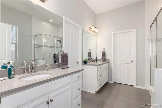 6807 S Riverwood Way Aurora, CO 80016