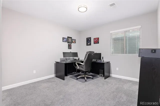 6807 S Riverwood Way Aurora, CO 80016