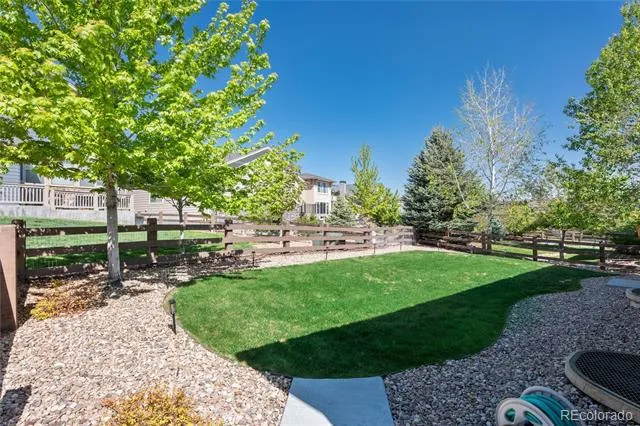 6807 S Riverwood Way Aurora, CO 80016