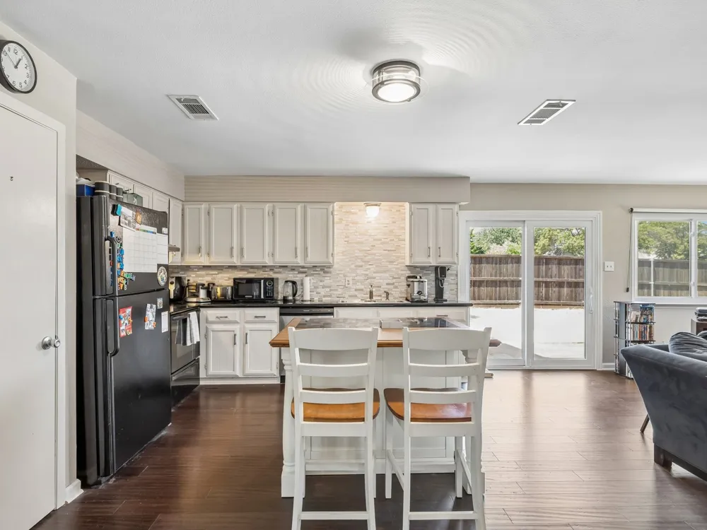 1809 Windsong Trail Richardson, TX 75081
