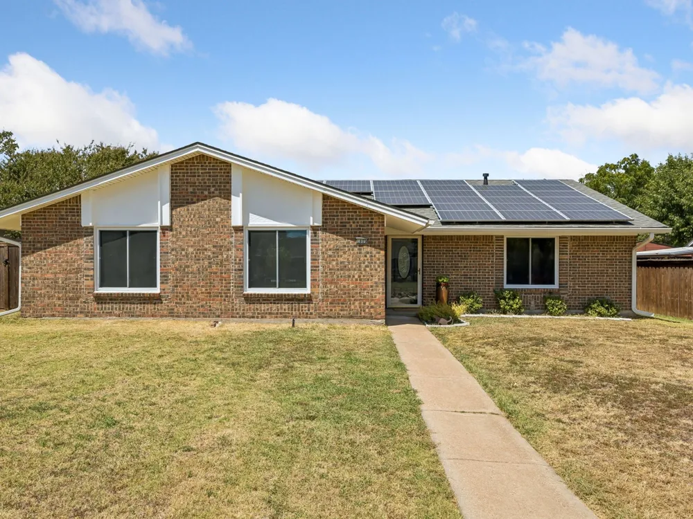 1809 Windsong Trail Richardson, TX 75081