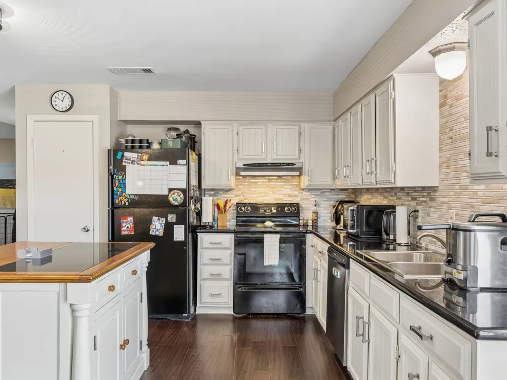 1809 Windsong Trail Richardson, TX 75081