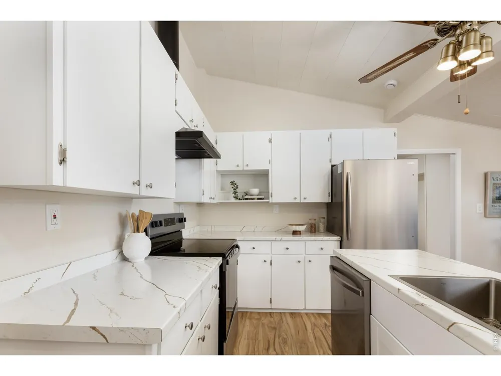 465 Deer Lane Lyons, CO 80540