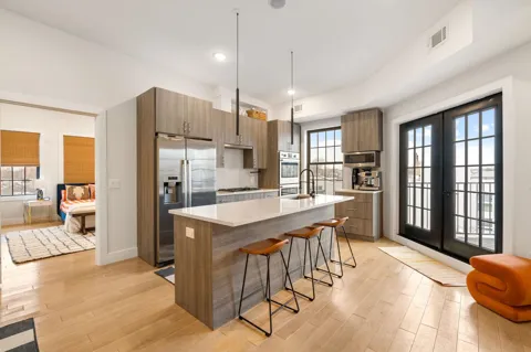 122 NEW YORK AVE