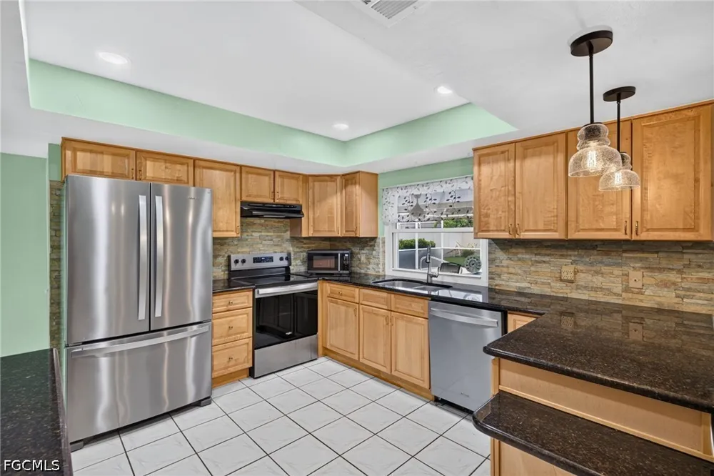 SE 18th Street Cape Coral, FL 33990