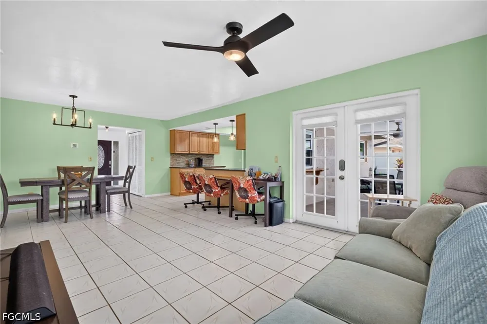 SE 18th Street Cape Coral, FL 33990