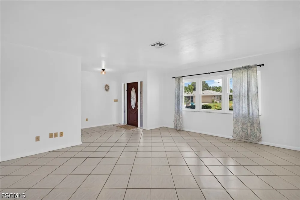SE 18th Street Cape Coral, FL 33990