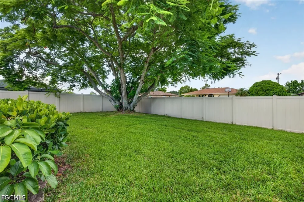 SE 18th Street Cape Coral, FL 33990