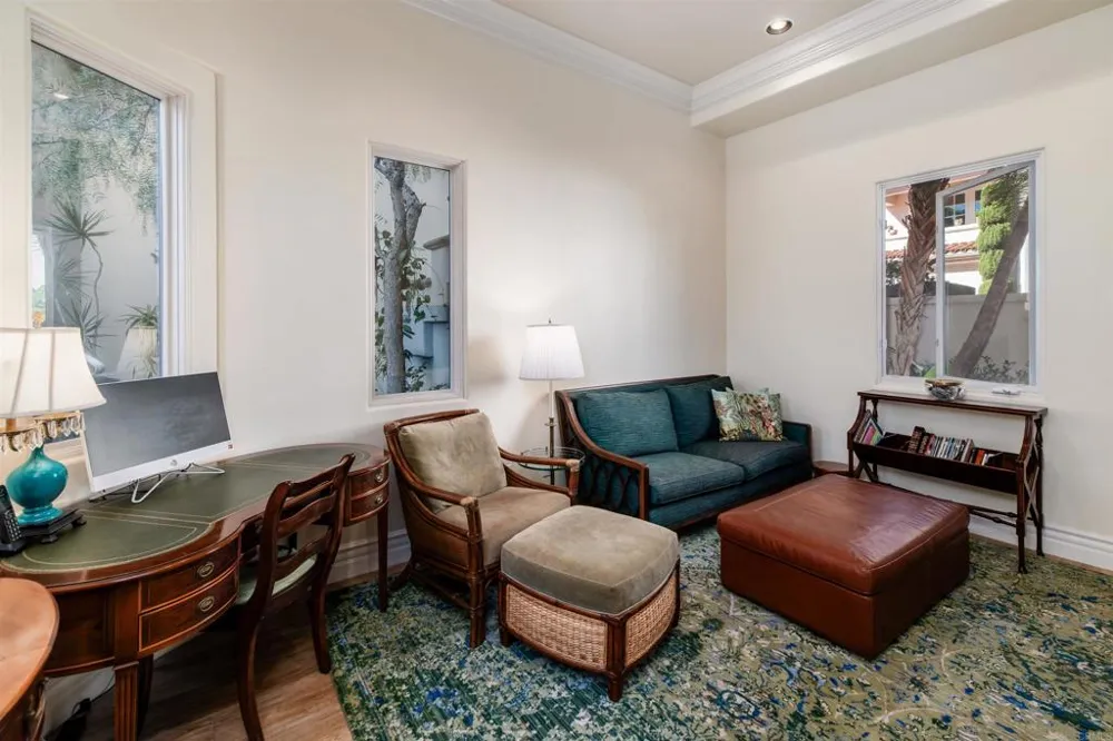 7104 Aviara Drive Carlsbad, CA 92011
