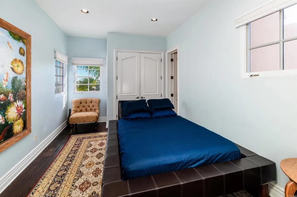 7104 Aviara Drive Carlsbad, CA 92011