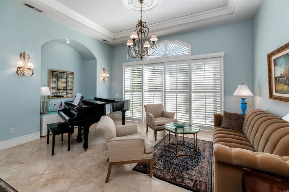 7104 Aviara Drive Carlsbad, CA 92011