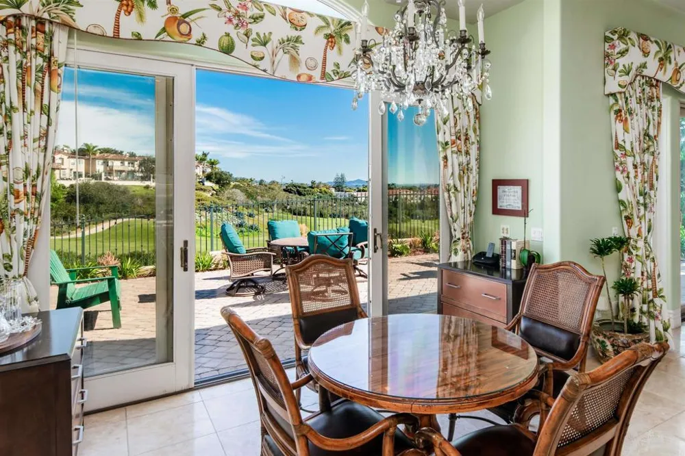 7104 Aviara Drive Carlsbad, CA 92011