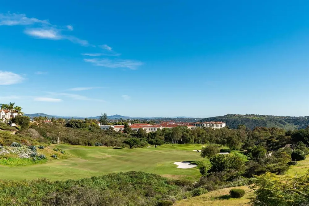 7104 Aviara Drive Carlsbad, CA 92011