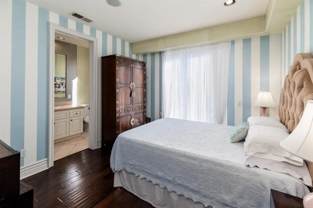 7104 Aviara Drive Carlsbad, CA 92011