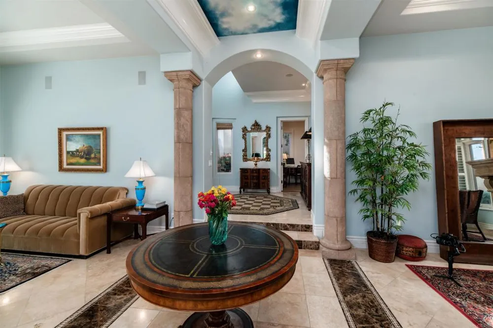 7104 Aviara Drive Carlsbad, CA 92011