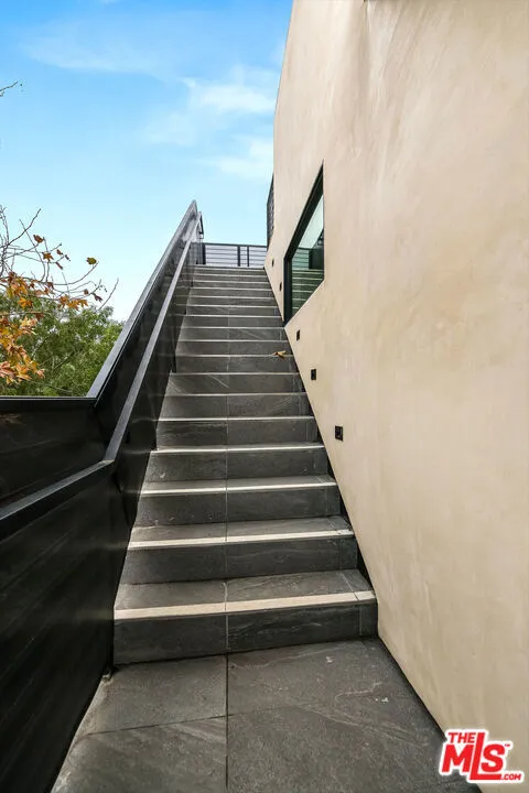 1216 Arizona Avenue Santa Monica, CA 90404