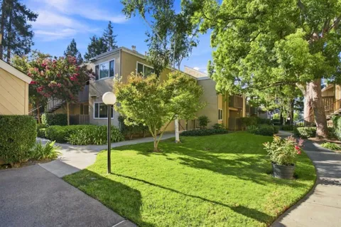 1477 De Rose Way #243