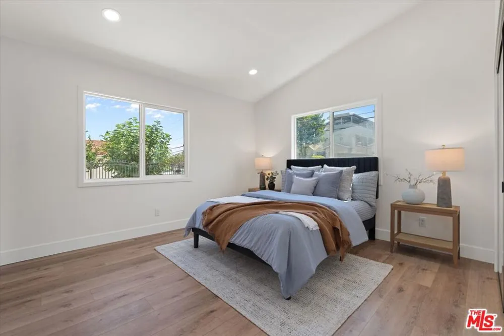 13603 Chadron Avenue Hawthorne, CA 90250