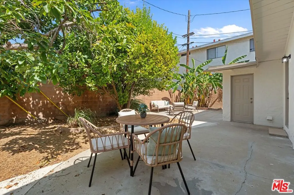 13603 Chadron Avenue Hawthorne, CA 90250