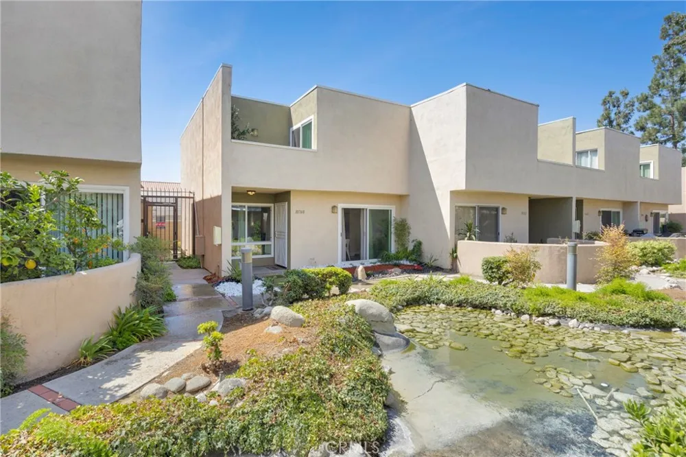 10760 Knott Stanton, CA 90680
