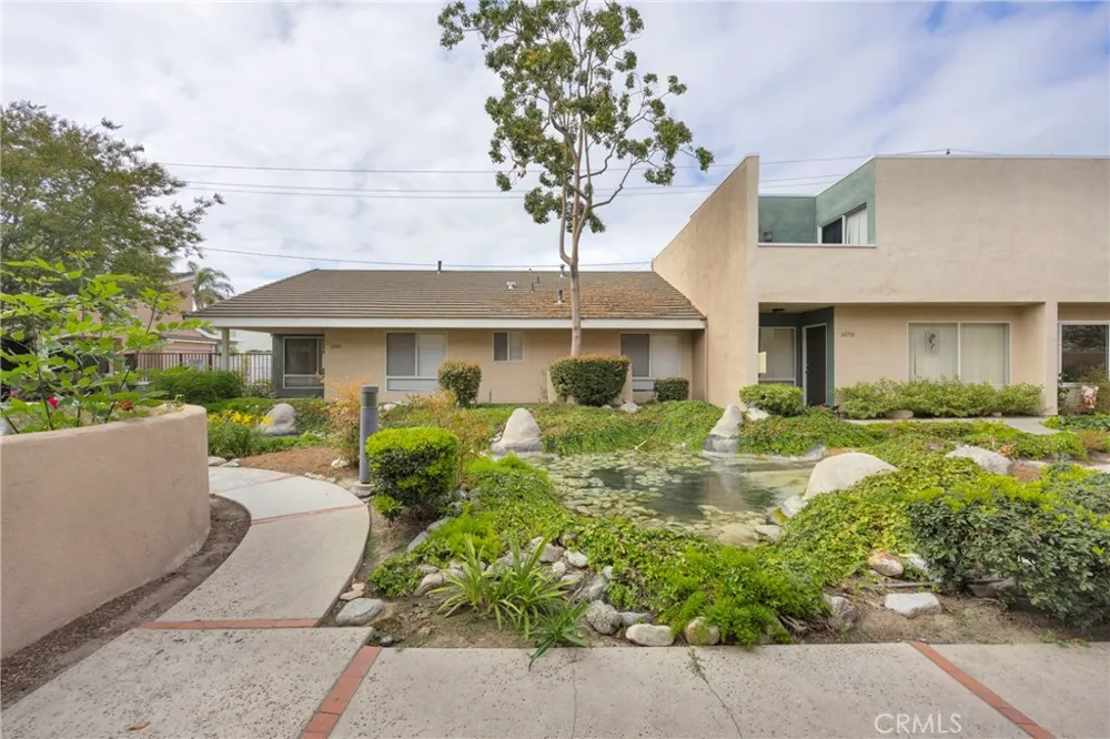 10760 Knott Stanton, CA 90680