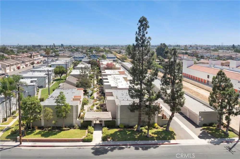 10760 Knott Stanton, CA 90680