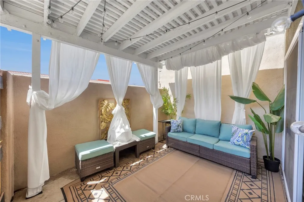 10760 Knott Stanton, CA 90680