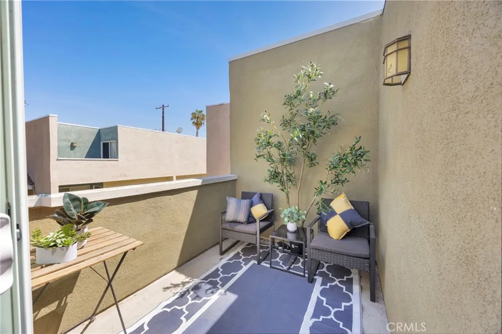 10760 Knott Stanton, CA 90680