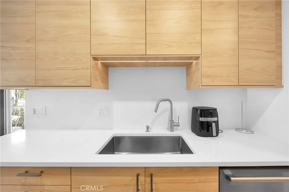 10760 Knott Stanton, CA 90680