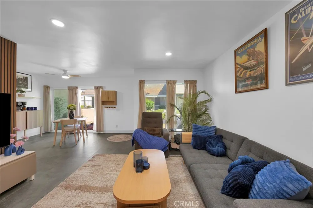 10760 Knott Stanton, CA 90680