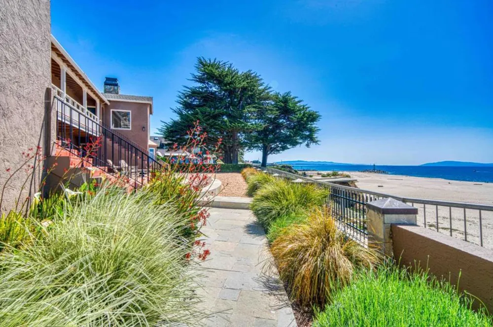 1703 East Cliff Drive Santa Cruz, CA 95062