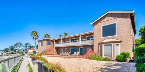 1703 East Cliff Drive