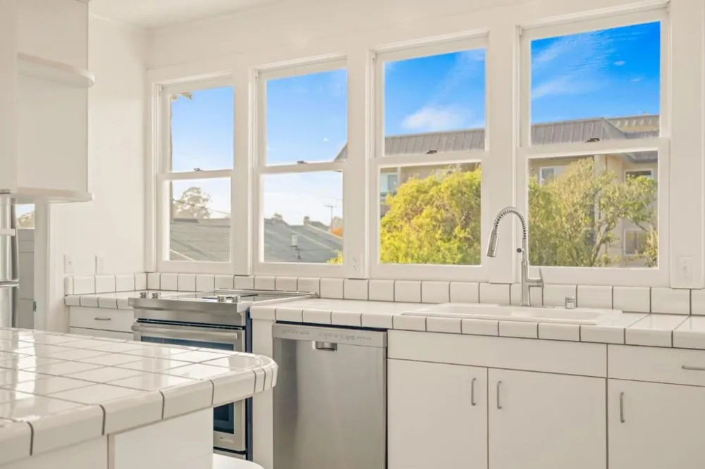 1703 East Cliff Drive Santa Cruz, CA 95062