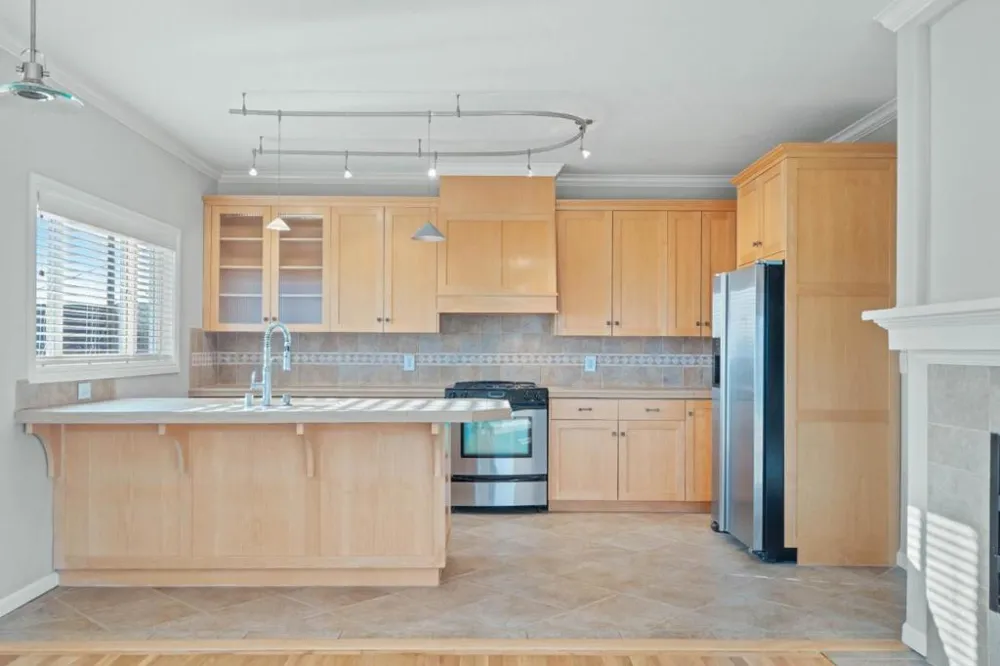 1703 East Cliff Drive Santa Cruz, CA 95062