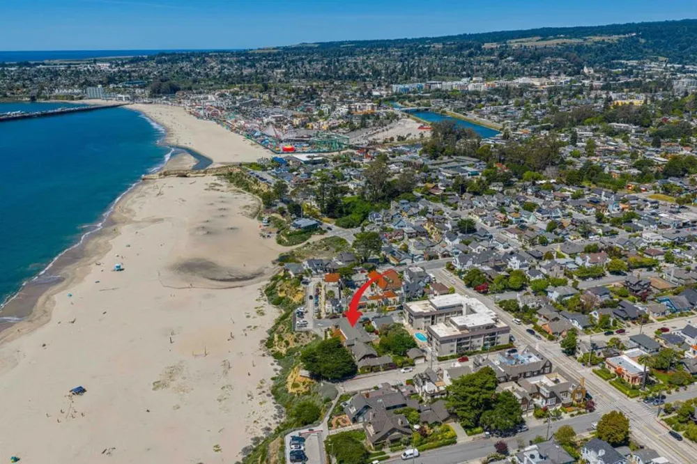 1703 East Cliff Drive Santa Cruz, CA 95062