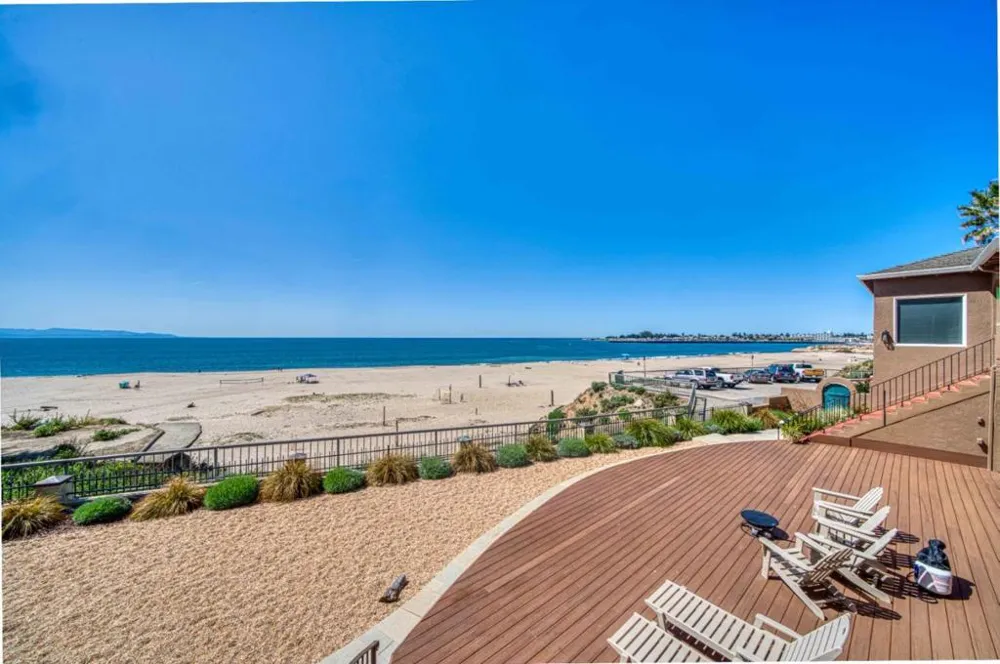 1703 East Cliff Drive Santa Cruz, CA 95062