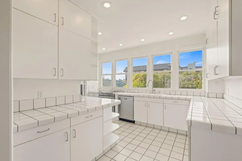 1703 East Cliff Drive Santa Cruz, CA 95062