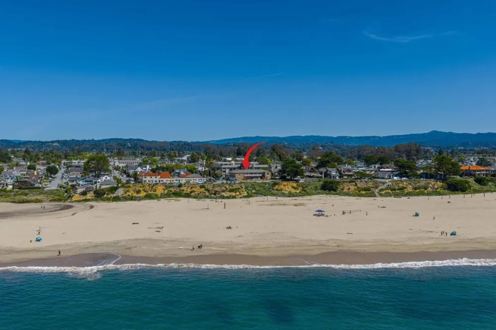 1703 East Cliff Drive Santa Cruz, CA 95062