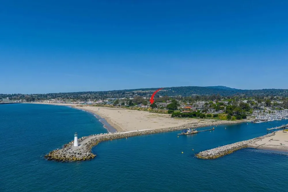 1703 East Cliff Drive Santa Cruz, CA 95062